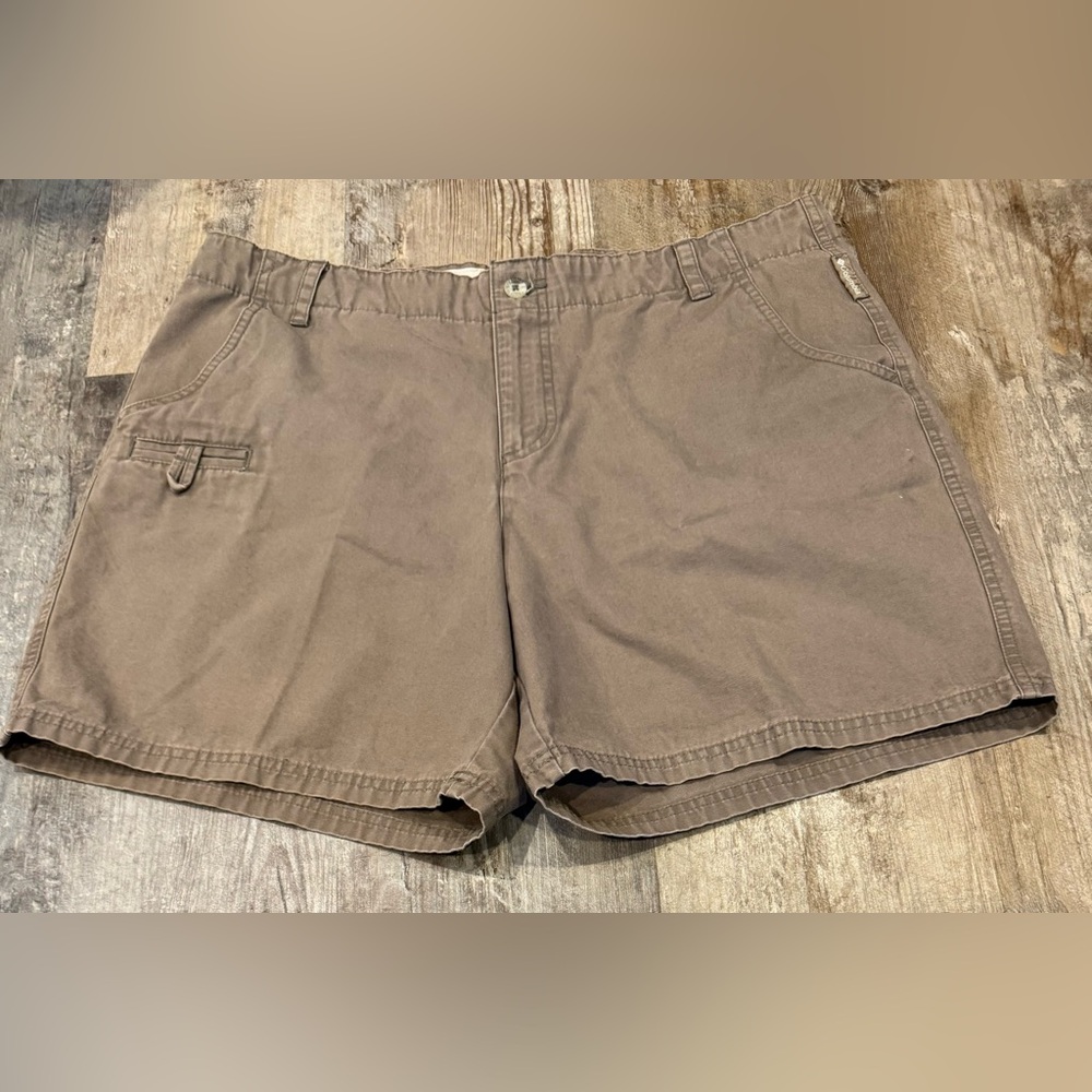 Women’s Columbia short size 14 plus size